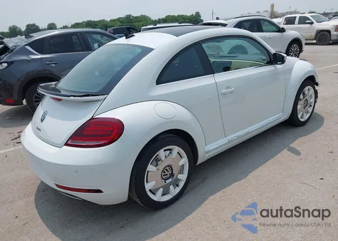 2019 Volkswagen Beetle 2.0T Final Edition Se/2.0T Final Edition Sel/2.0T S из США, поврежденный, VIN 3VWFD7AT4KM703954